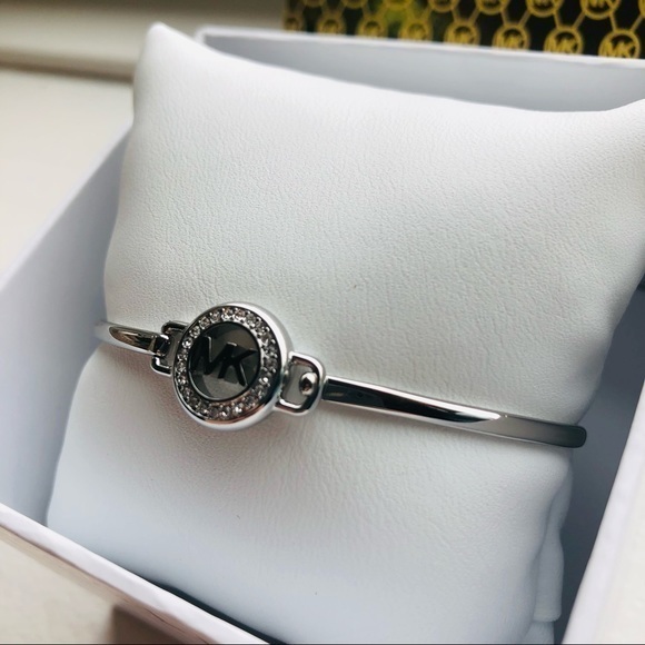 Michael Kors silver bracelet - Picture 4 of 5